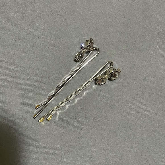 Stud hair pin / bobby pins - Picture 1 of 2